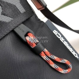 Burberry Black Nylon Fashion Messenger Bag