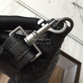 Bottega Veneta New Small Woven Cowhide Messenger Bag For Men