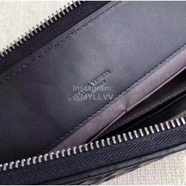 Bottega Veneta Leather Woven New Hand Bag 301209
