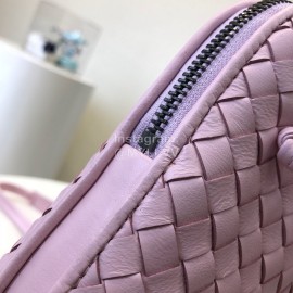 Bottega Veneta Fashionable Sheepskin Woven Messenger Bag Pink
