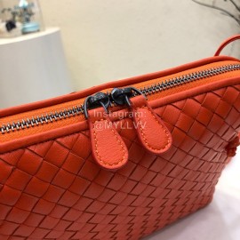 Bottega Veneta Fashionable Sheepskin Woven Messenger Bag Orange Red