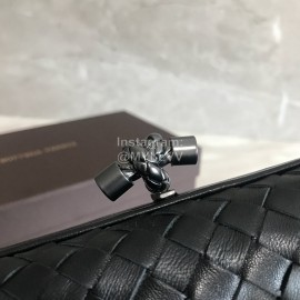 Bottega Veneta Fashionable Sheepskin Woven Hand Bag For Women Black