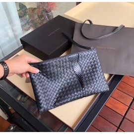 Bottega Veneta New Leather Woven Handbag For Men 301204