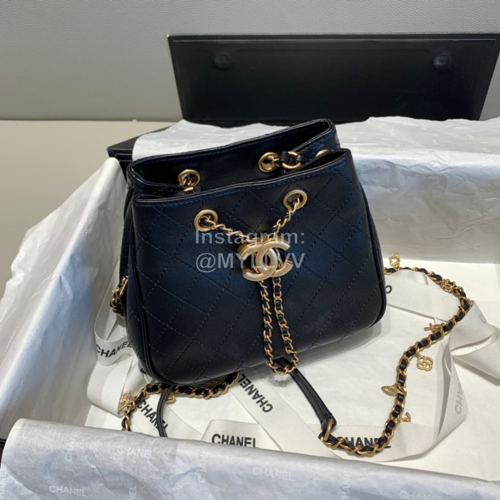 Chanel Ancient Egypt Series Lambskin Bucket Bag Retro Messenger Bag Black