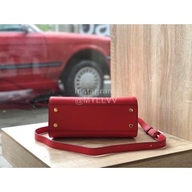 Fendi Calfskin Handbag Messenger Bag For Women Red