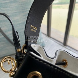 Fendi Fashion Embroidery Small Bucket Bag White