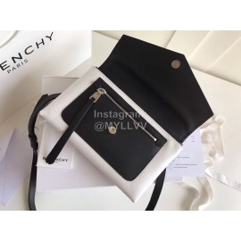 Givenchy Double-Layer Flap Shoulder Bag Black And White Color Matching 0147