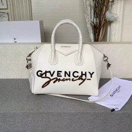 Givenchy Antigona Letter Badge Large Portable Messenger Bag White