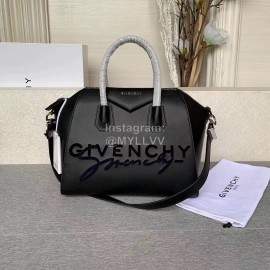 Givenchy Antigona Letter Badge Large Hand Messenger Bag Black