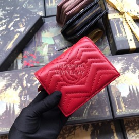 Gucci  GG Quilted Chevron Solid Color Short Clamshell Wallet Red 546580