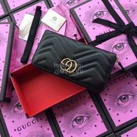 Gucci  GG Vintage Quilted Chevron Pattern Solid Color Medium Wallet Black 443123