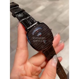 Gucci Grip Series Leather Strap Watch Black