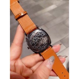 Gucci Grip Series Leather Strap Watch Brown