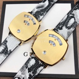 Gucci Arcuate Square Case Watch For Men And Women White