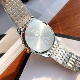 Gucci G-Timeless Fashion Steel Strap Watch