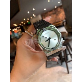 Gucci New Coated Glass Waterproof Rubber Strap Watch