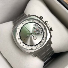 Gucci Grip Series Fine Steel Dial Watch Silver