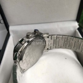Gucci Grip Series Fine Steel Dial Watch Silver