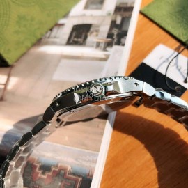 Gucci 316 Fine Steel Case Strap 200m Waterproof Watch