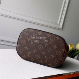 Louis Vuitton Casual Classic Monogram Dauphine Backpack M45142