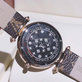 Louis Vuitton 316l Fine Steel Case Leather Strap Watch For Women 