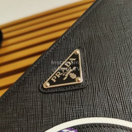 Prada Black Exquisite Printing Leather Fashion Handbag For Men 2nh005