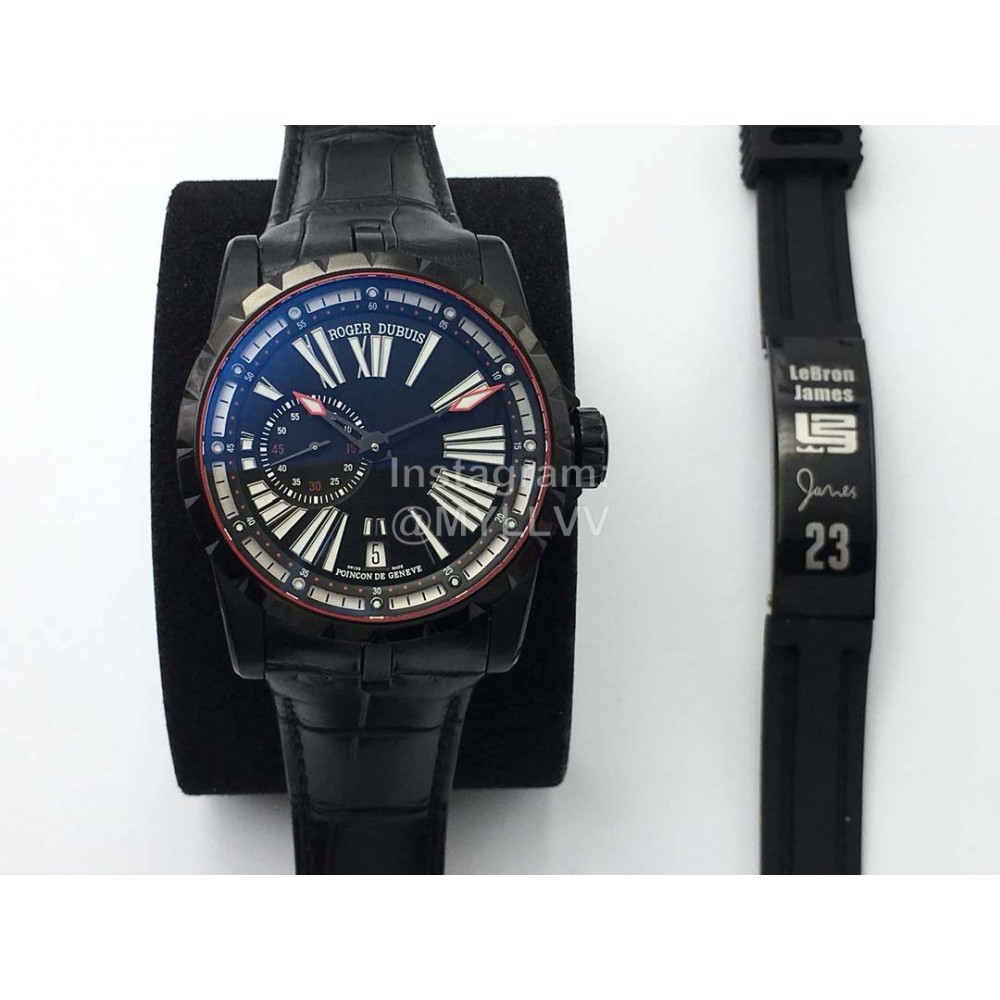 Roger Dubuis Fashion Leather Strap Roman Numeral Dial Watch