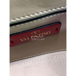 Valentino Autumn Winter Sheepskin Messenger Bag Khaki 0720s