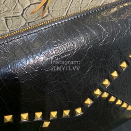 Valentino Fashionable Autumn Winter Leather Bag Black 0056