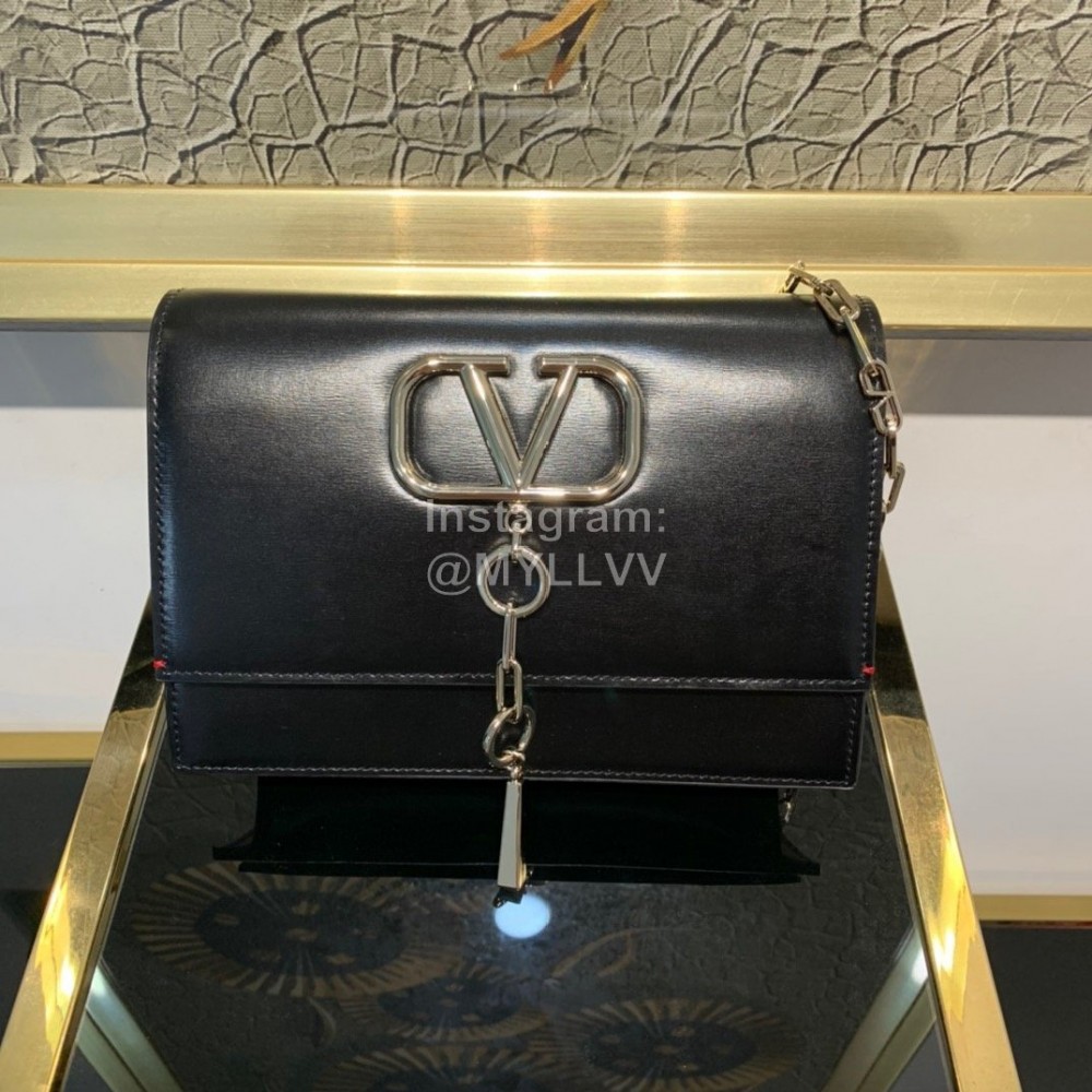 Valentino Calf Magnetic Chain Bag Black 2001