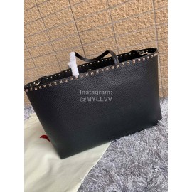 Valentino Calf Magnetic Buckle Shopping Bag Black 0071