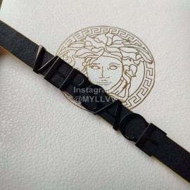 Versace Fashion 30mm Dial Leather Strap Watch For Women Black