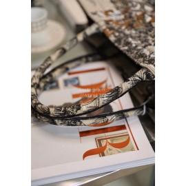 DIOR BOOK TOTE Beige Forest Oblique Embroidery Canvas Bag Large