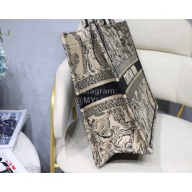 DIOR BOOK TOTE Black Tiger Oblique Embroidery Canvas Bag Large