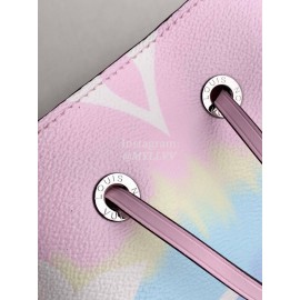 Louis Vuitton Monogram Canvas LV ESCALE NÉONOÉ MM Bucket Bag with A Removable Strap Pastel M45124