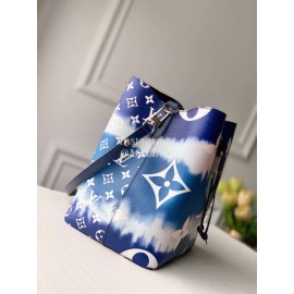 Louis Vuitton Monogram Canvas LV ESCALE NÉONOÉ MM Bucket Bag with A Removable Strap Bleu M45126