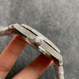 Audemars Piguet Diamond 41mm Diameter Watch