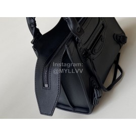 Balenciaga Fashion Leather Crossbody Handbag Black