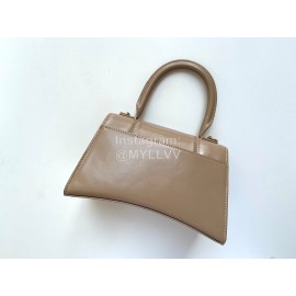 Balenciaga Fashion Cowhide Crossbody Bag Handbag Brown