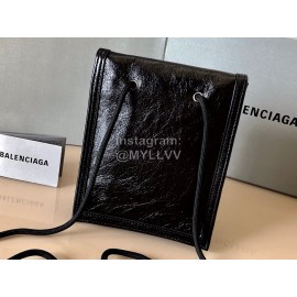 Balenciaga Fashion Cowhide Crossbody Bag Black