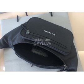 Balenciaga Fashion Waist Bag Black