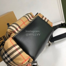 Burberry New Plaid Single Shoulder Messenger Backpack
