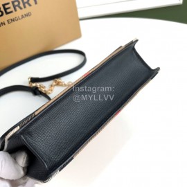 Burberry Soft Calf Leather Chain Bag For Women Black