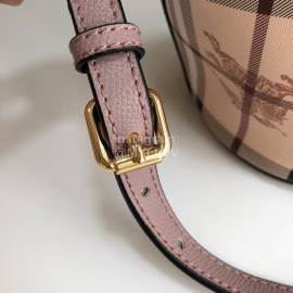 Burberry Simple Checkered Cowhide Slung Bucket Bag