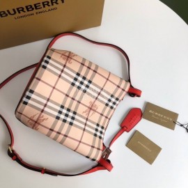 Burberry Simple Checkered Cowhide Slung Bucket Bag Red