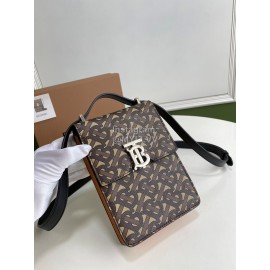 Burberry Fashion Smooth Leather Mobile Bag