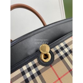Burberry Retro Exquisite Plaid Handbag Messenger Bag Black