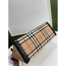 Burberry Retro Exquisite Plaid Handbag Messenger Bag Black