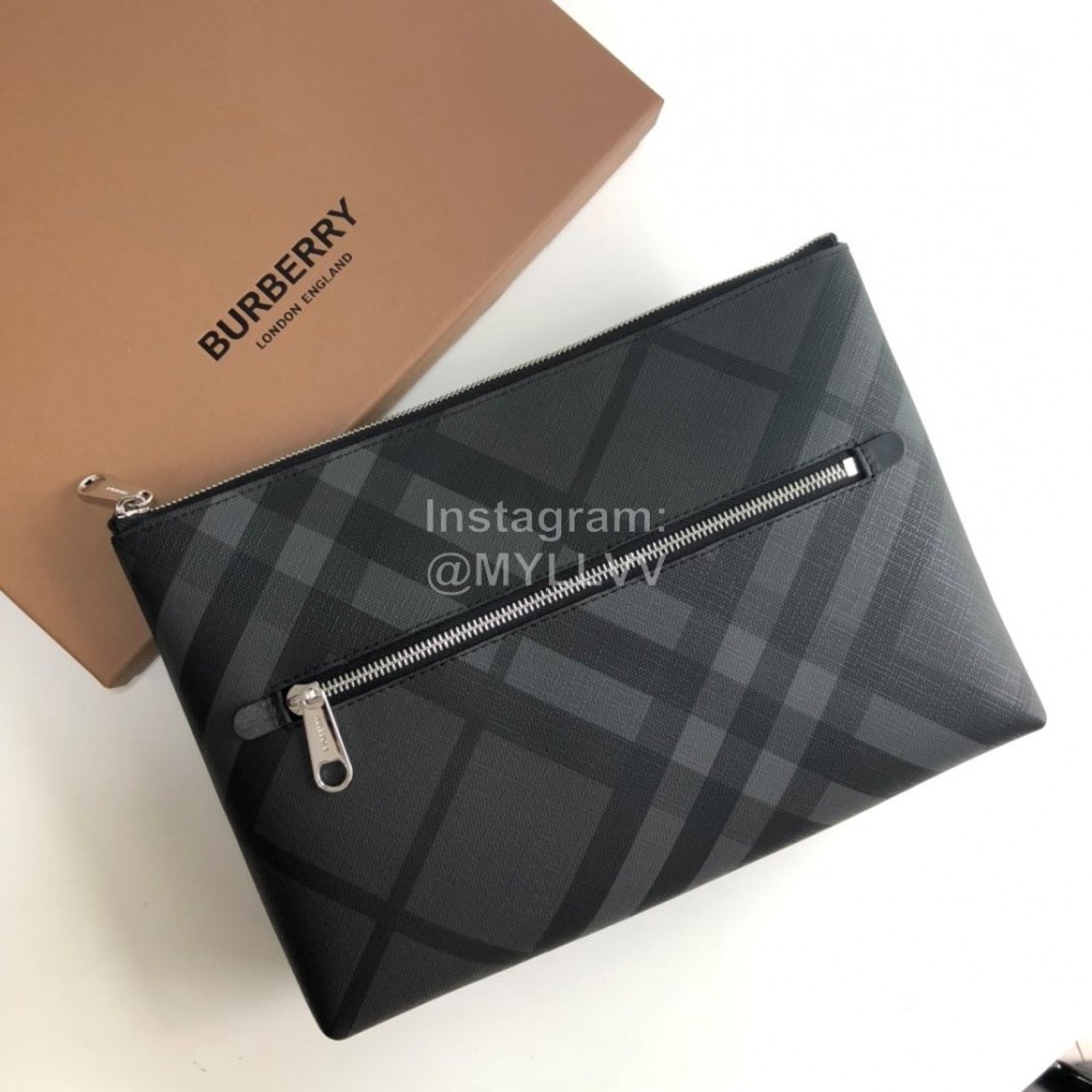 Burberry Grain Leather Handbag Gray