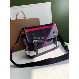 Burberry British Style Cotton Hemp Messenger Bag Tibetan Green